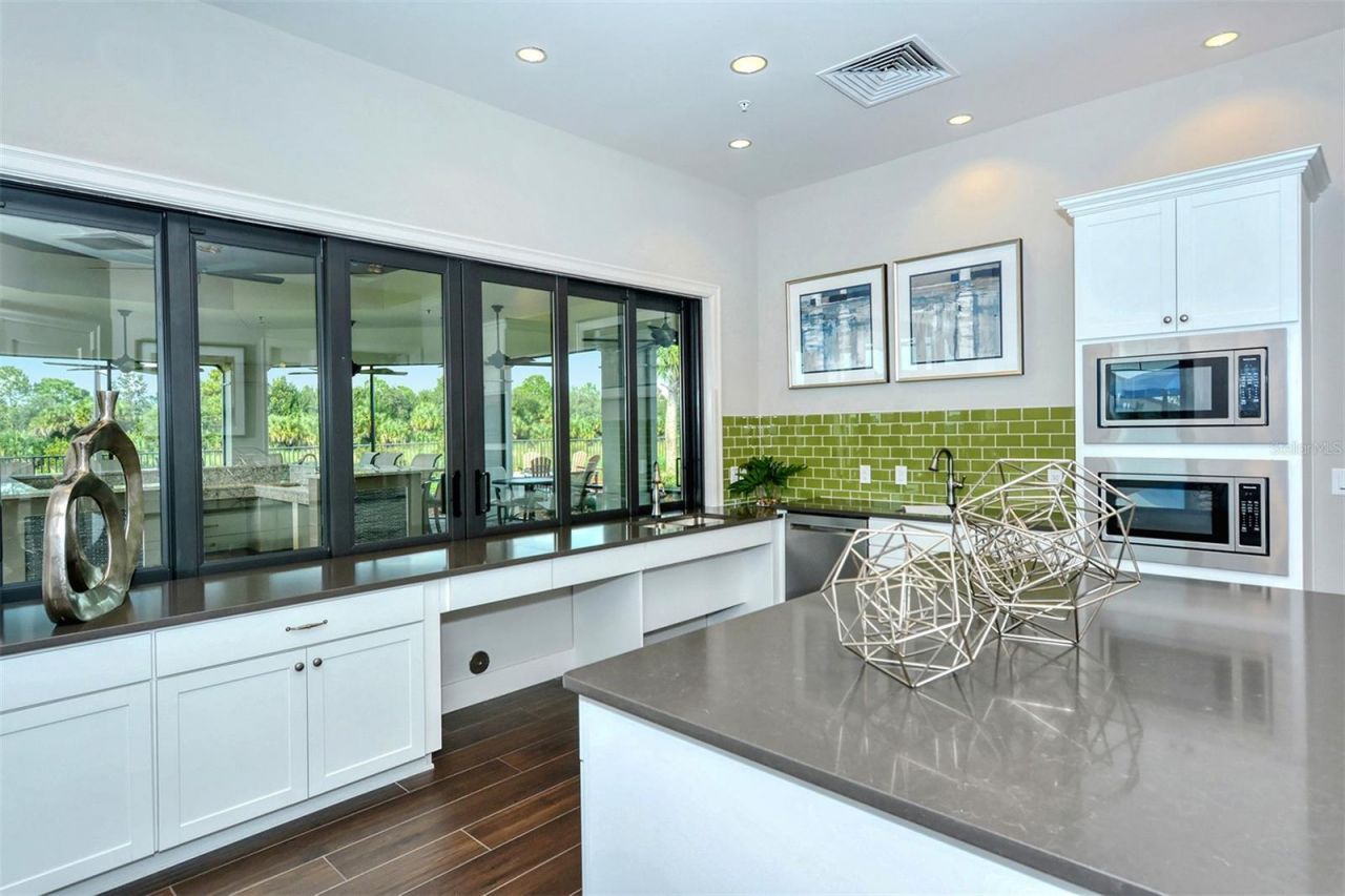 5721 Sweet Leaf Way, Sarasota, FL 34238 Photo