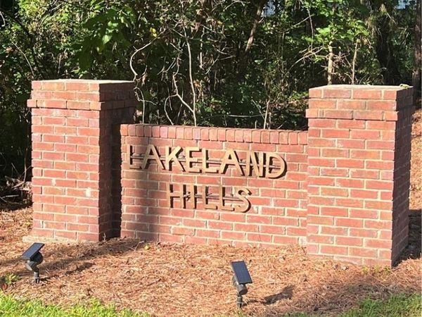 94 Starboard Place, Northport, AL 35475