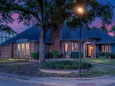 18104 Aramis Lane, Dallas, TX 75252