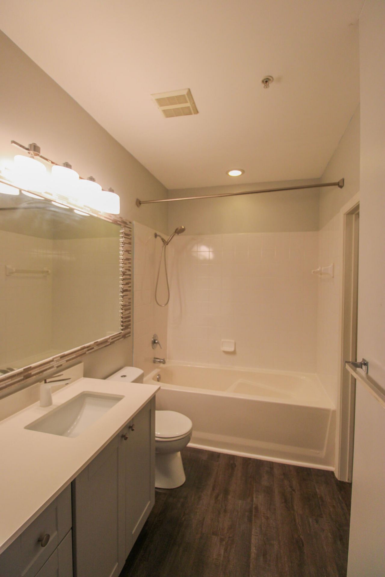600 Bucksley Lane Photo 11