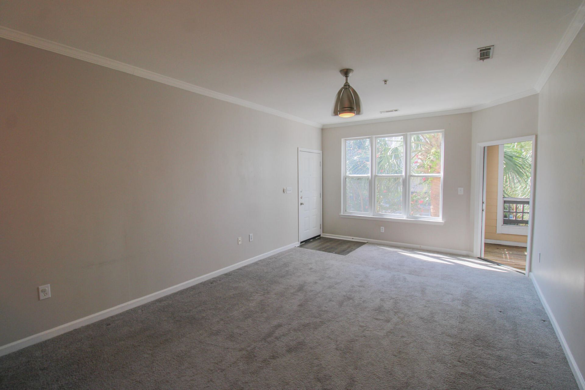 600 Bucksley Lane Photo 8