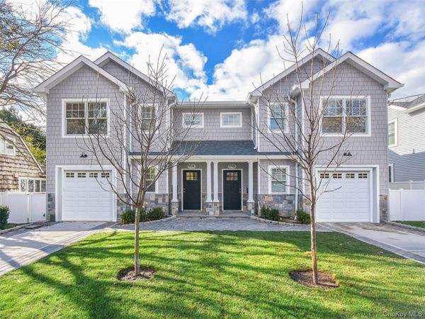 15 B Dunes Lane , Port Washington, NY 11050