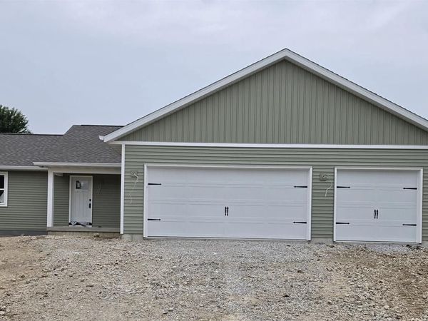 114 J P COURT, Eden, WI 53019