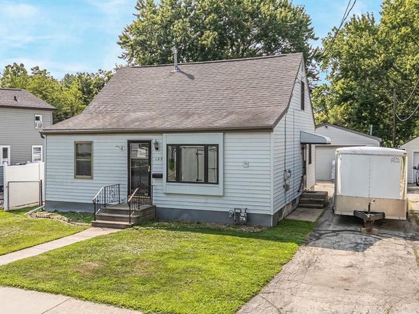 125 MAYER STREET, Neenah, WI 54956