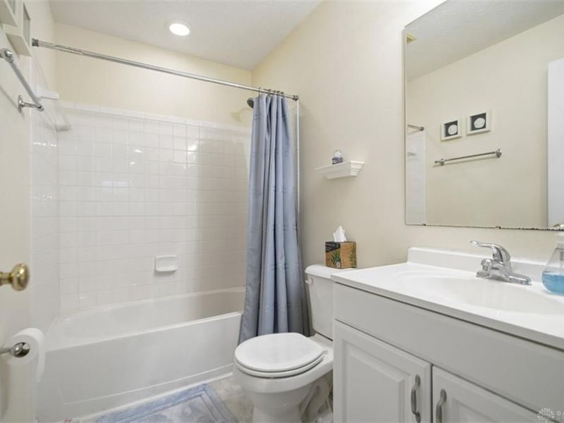 6476 Colonial Orchard Court, Liberty Township, OH 45011 Photo 31