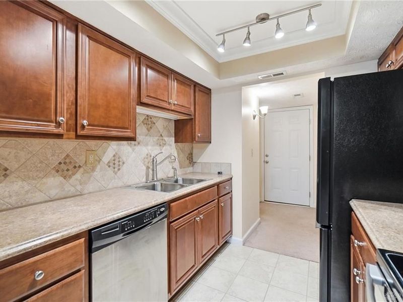 1334 Black Forest Drive, Unit B, West Carrollton, OH 45449 Photo 11