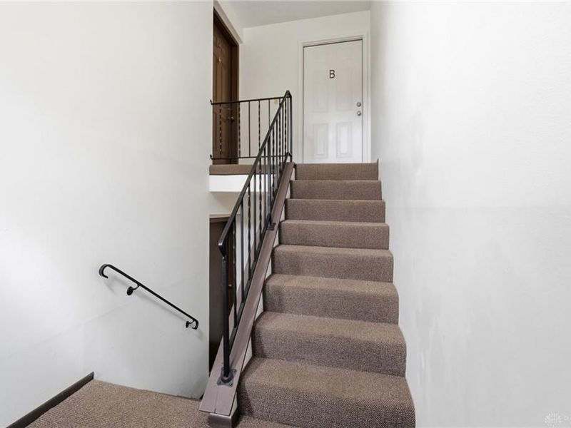 1334 Black Forest Drive, Unit B, West Carrollton, OH 45449 Photo 3