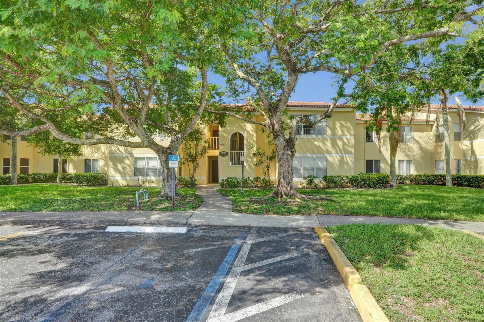 12650 Vista Isles Drive, Unit 918, Sunrise, FL 33325 Photo