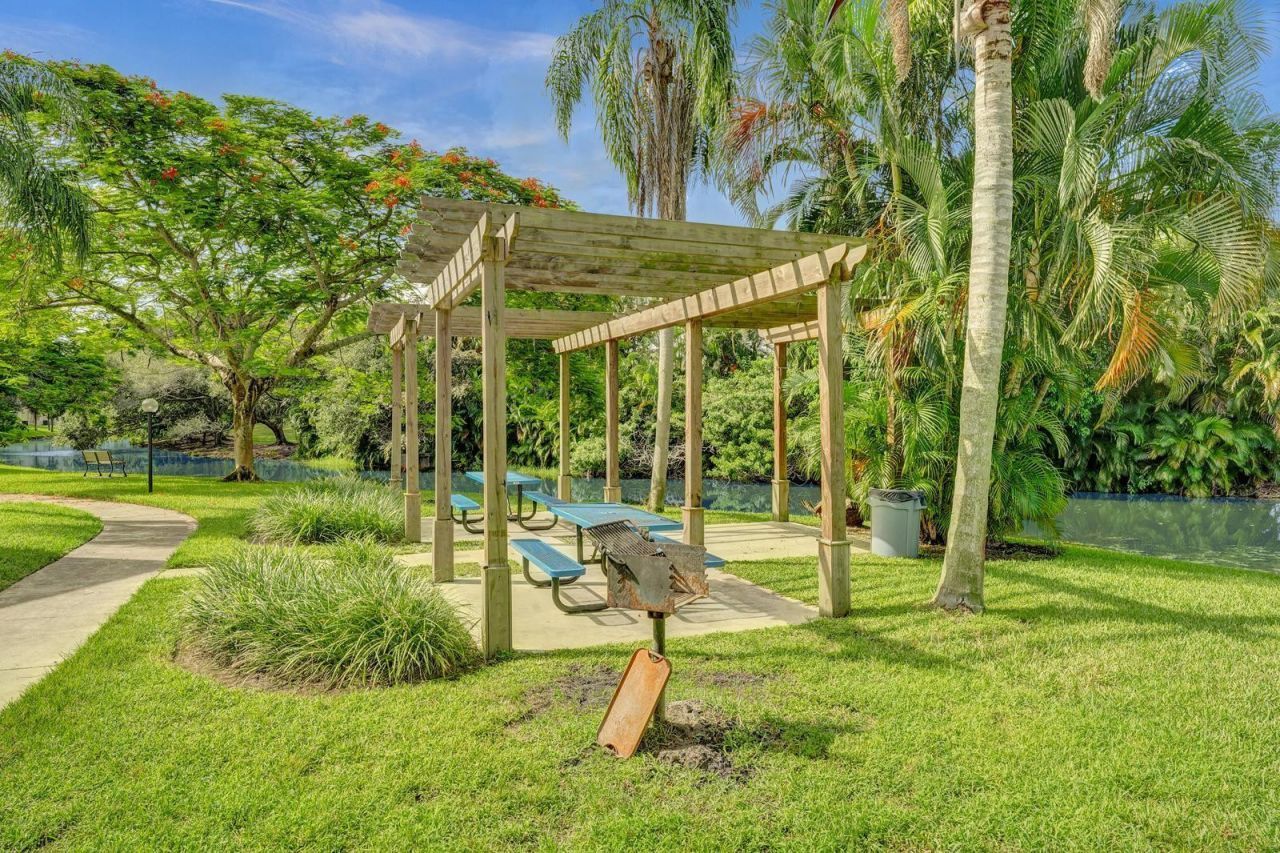 12650 Vista Isles Drive, Unit 918, Sunrise, FL 33325 Photo