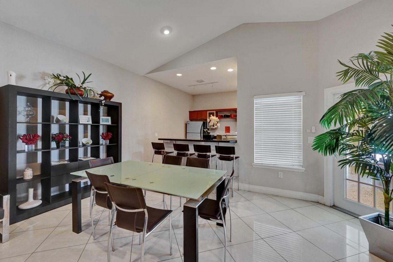 12650 Vista Isles Drive, Unit 918, Sunrise, FL 33325 Photo