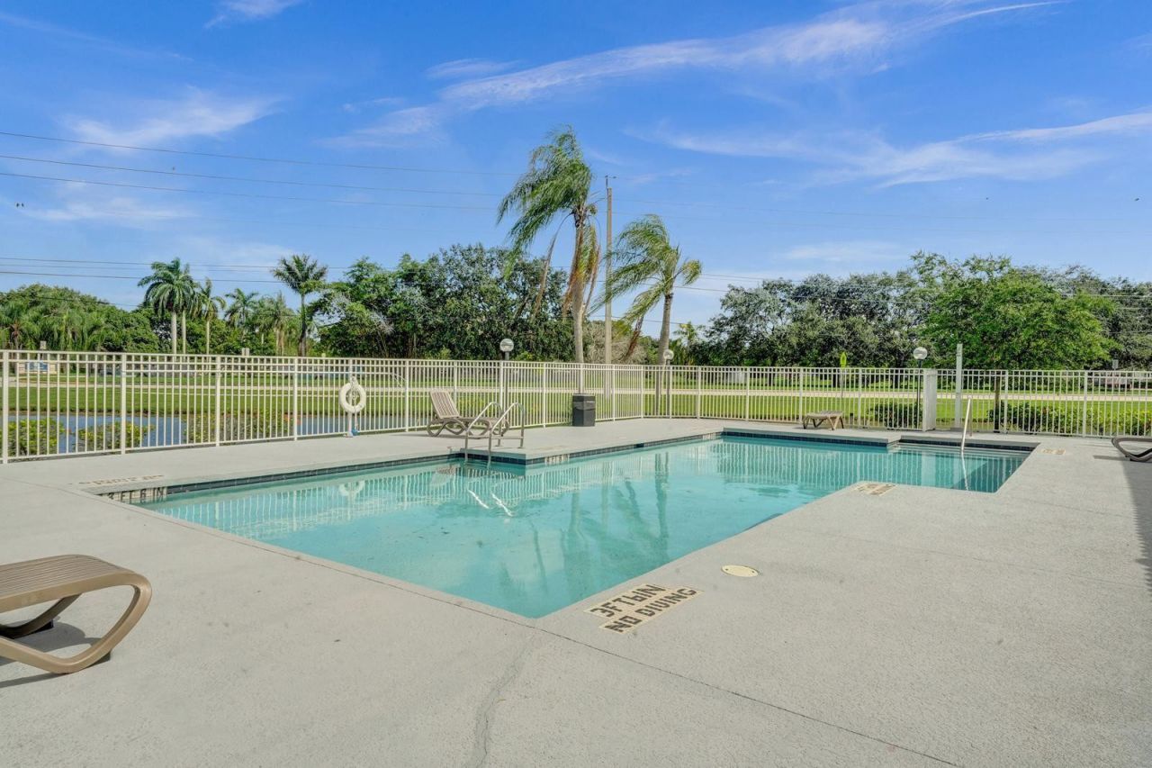 12650 Vista Isles Drive, Unit 918, Sunrise, FL 33325 Photo