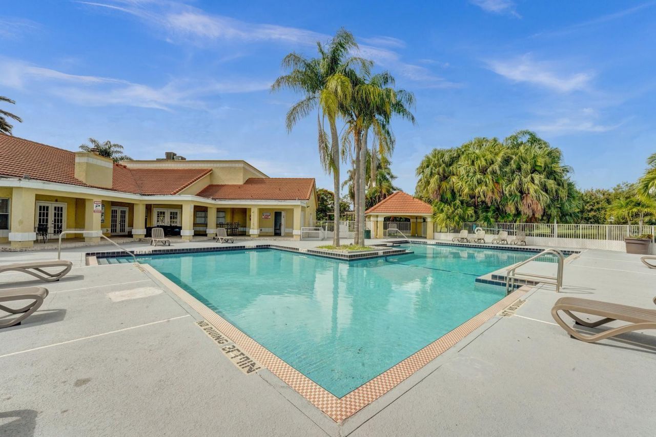 12650 Vista Isles Drive, Unit 918, Sunrise, FL 33325 Photo