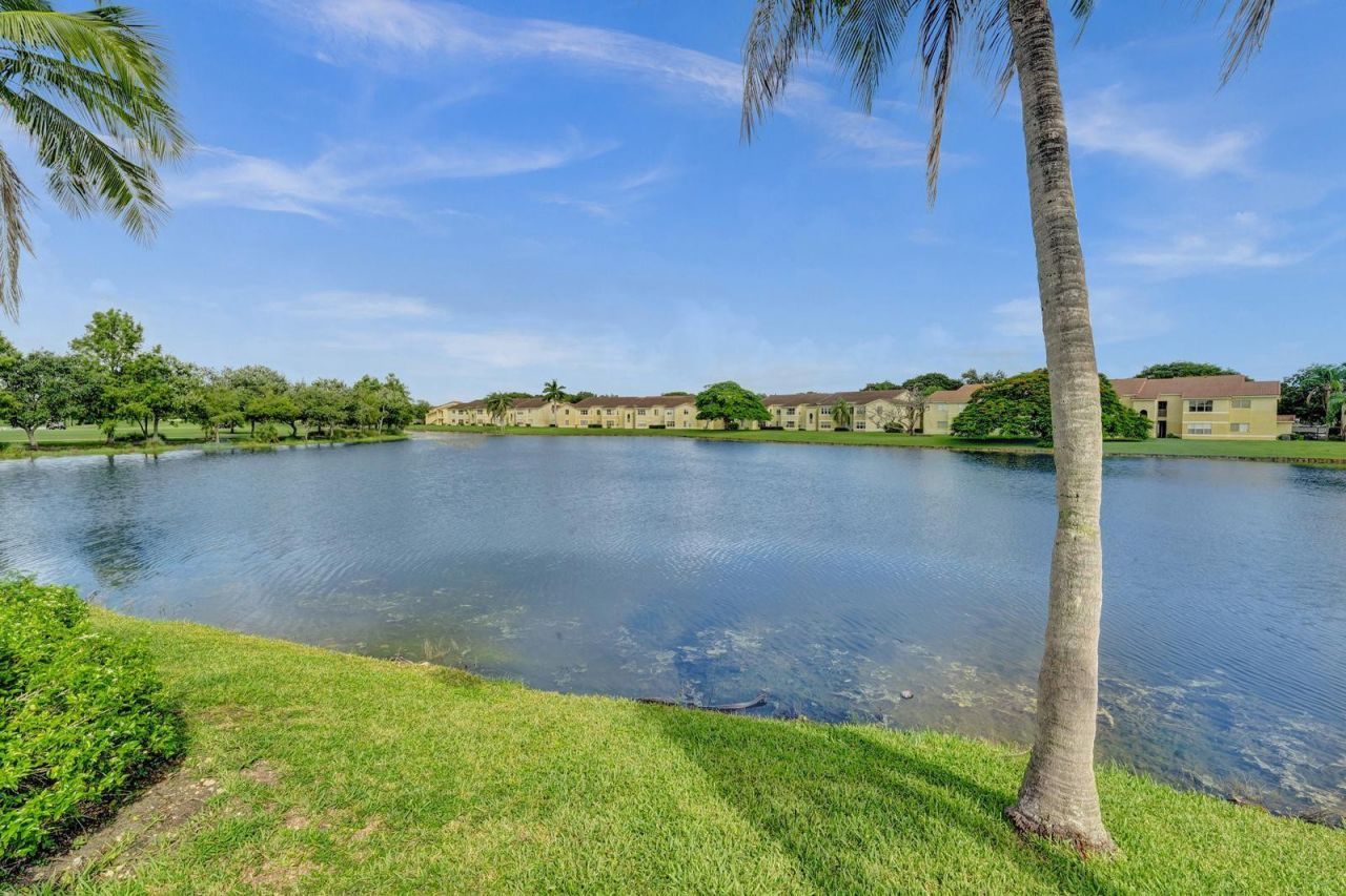 12650 Vista Isles Drive, Unit 918, Sunrise, FL 33325 Photo