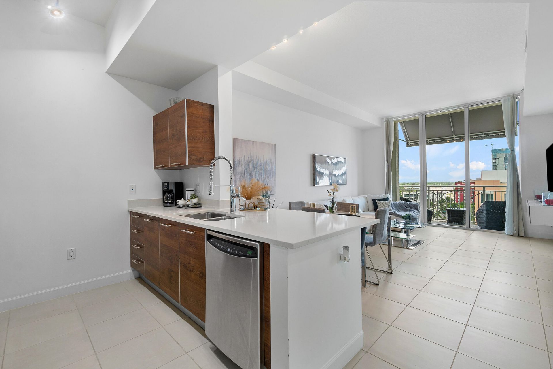 480 Hibiscus Street, Unit 1003, West Palm Beach, FL 33401 Photo