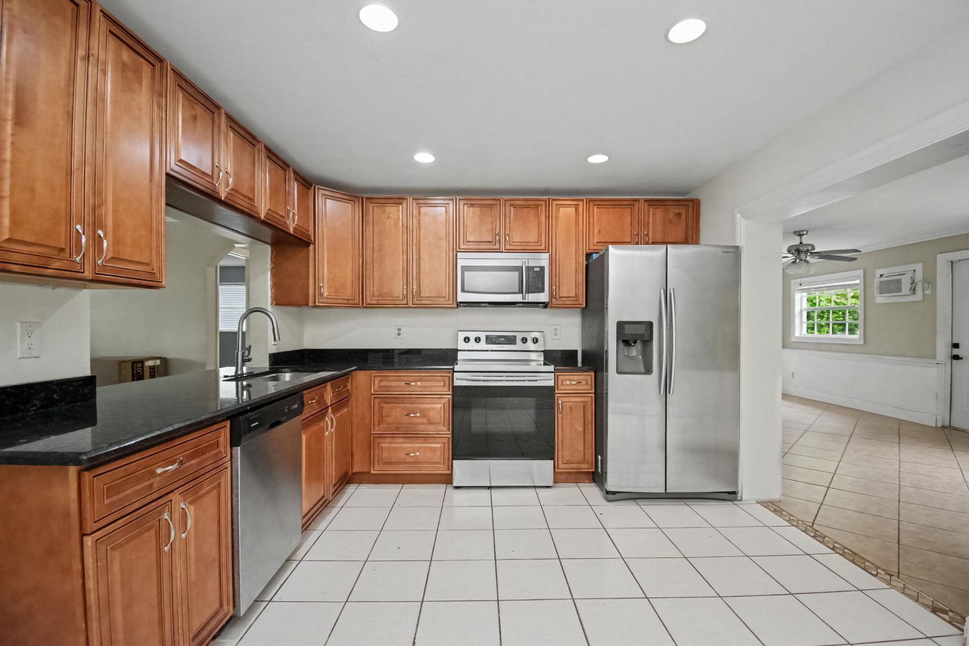 71 18th Avenue S, Lake Worth Beach, FL 33460 Photo