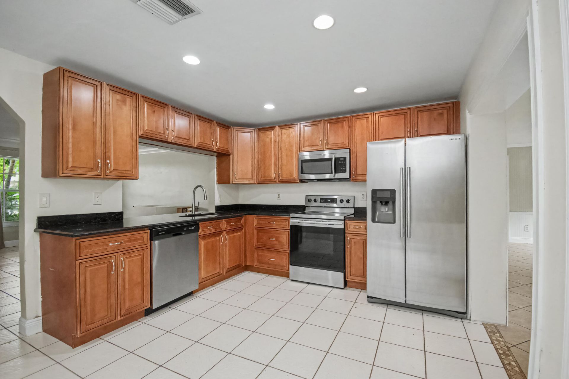 71 18th Avenue S, Lake Worth Beach, FL 33460 Photo