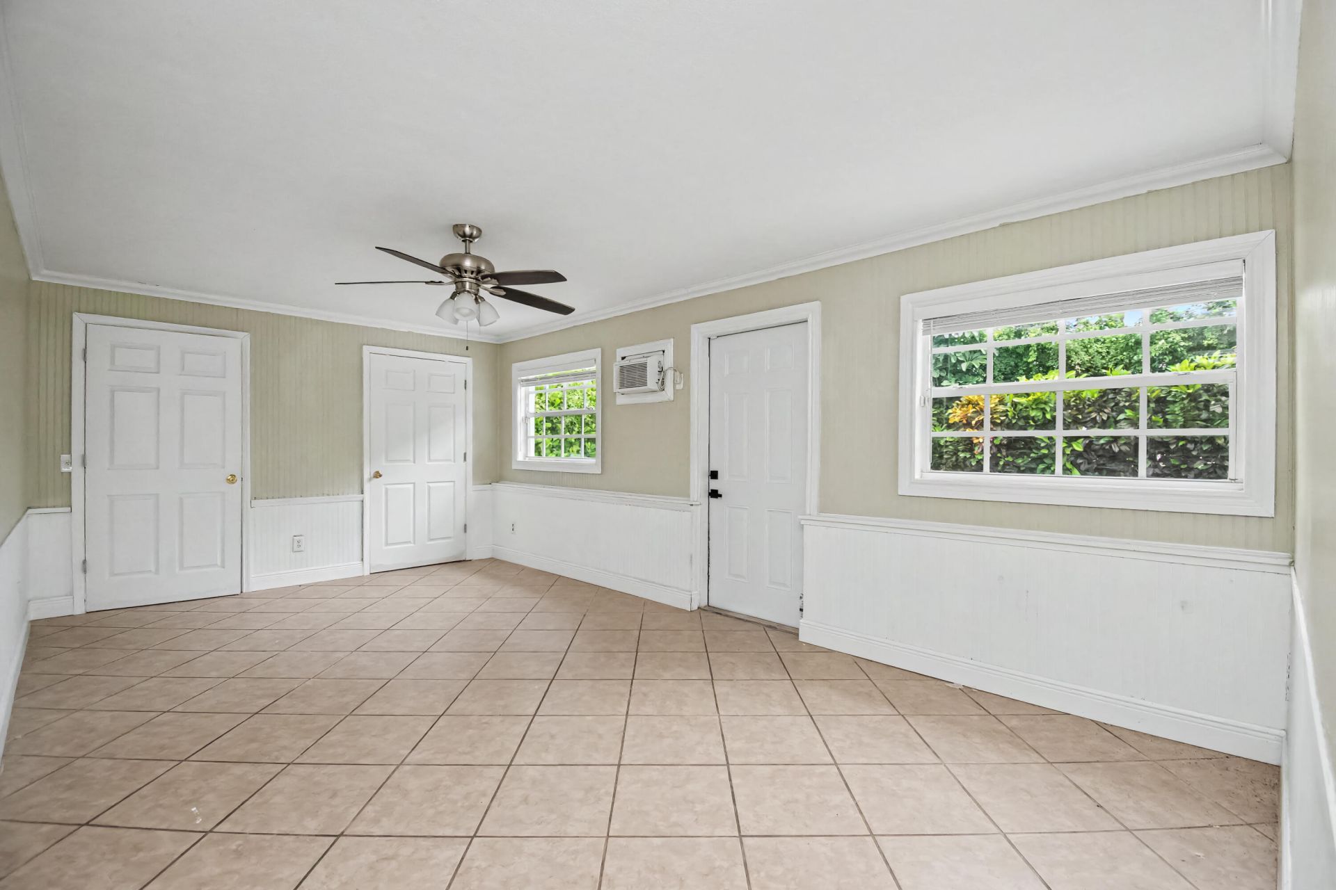 71 18th Avenue S, Lake Worth Beach, FL 33460 Photo