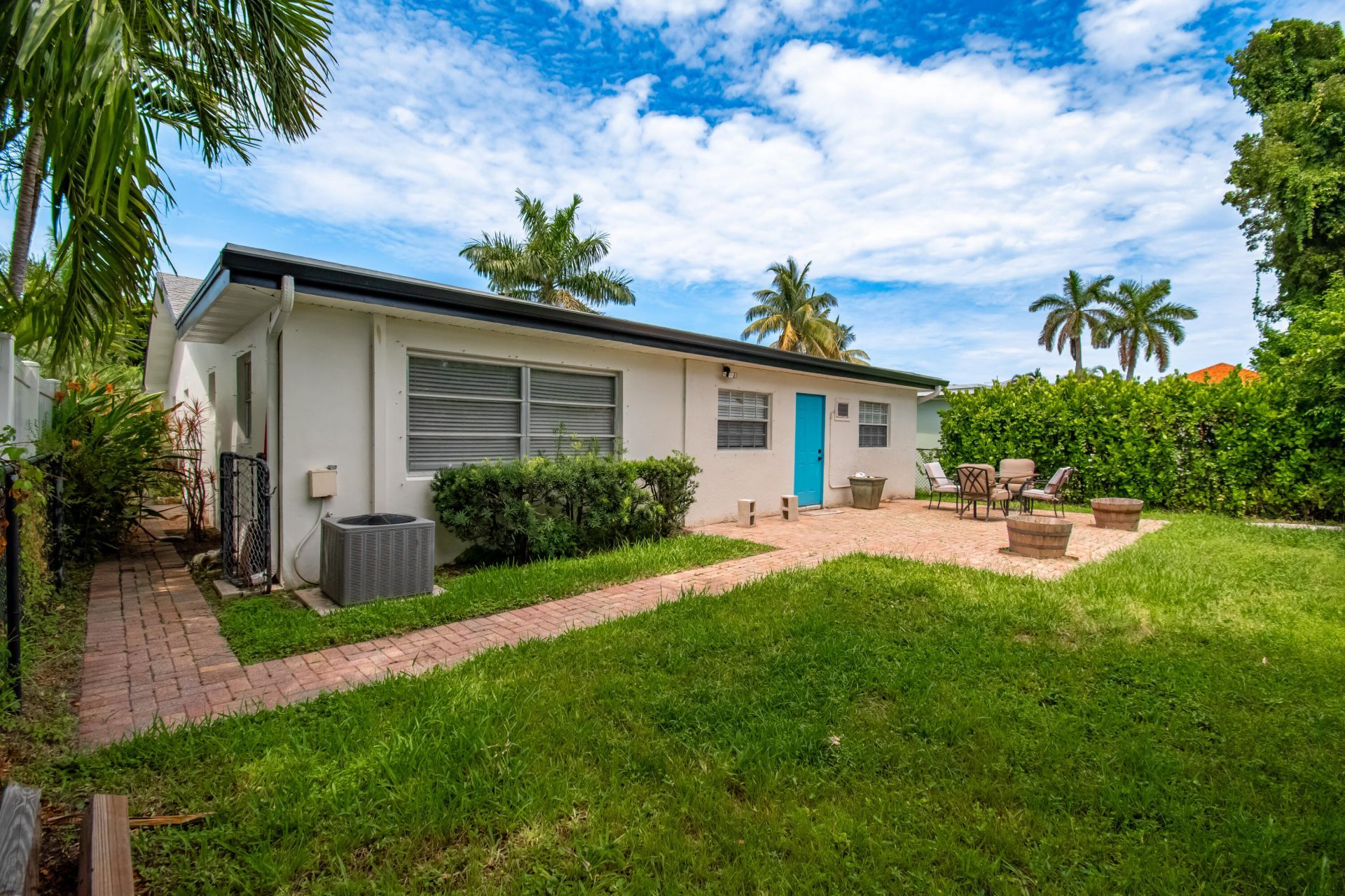 71 18th Avenue S, Lake Worth Beach, FL 33460 Photo
