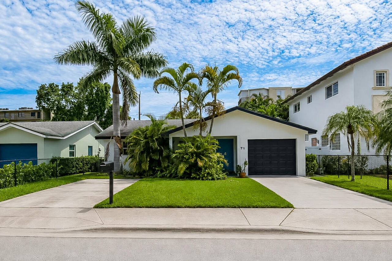 71 18th Avenue S, Lake Worth Beach, FL 33460 Photo