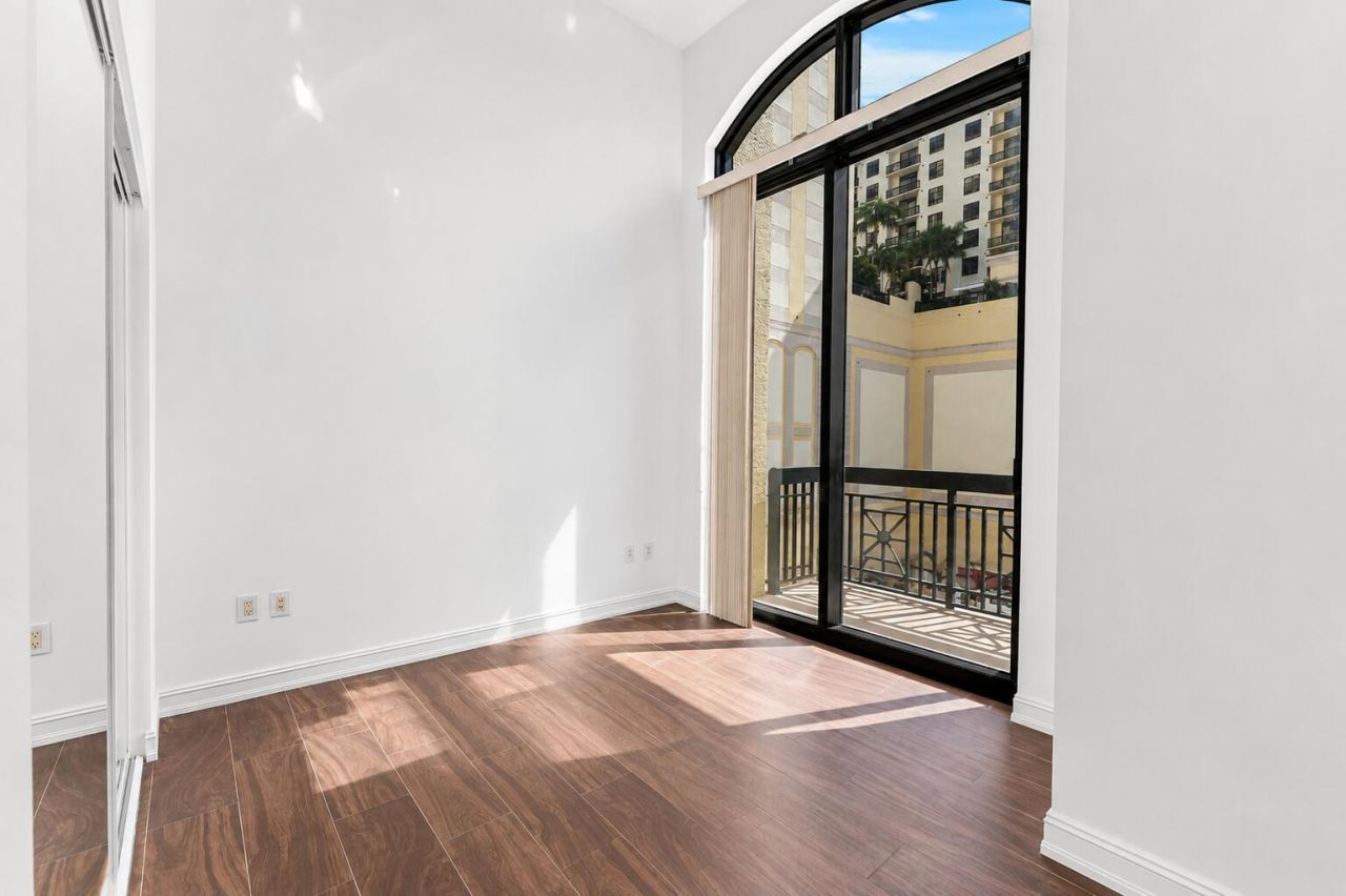 701 S Olive Avenue, Unit 302, West Palm Beach, FL 33401 Photo