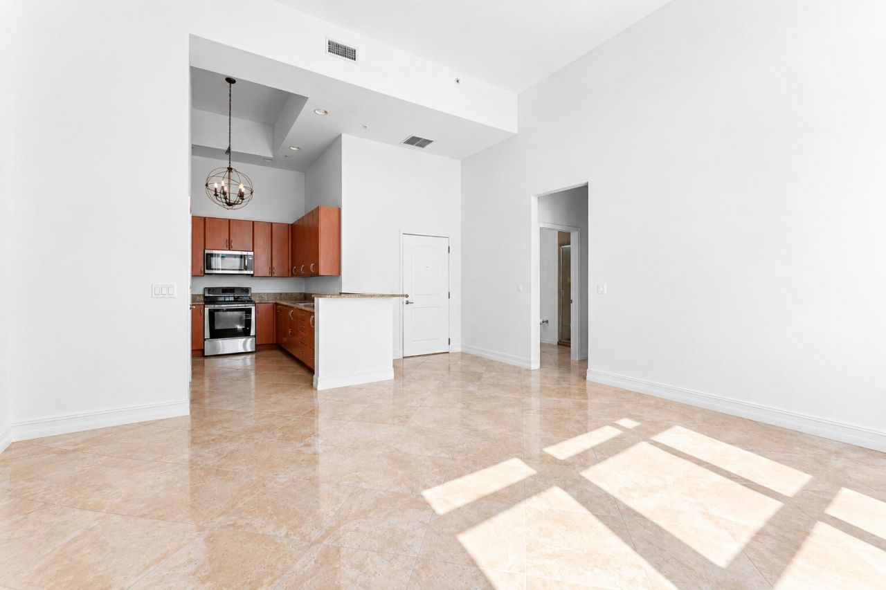 701 S Olive Avenue, Unit 302, West Palm Beach, FL 33401 Photo