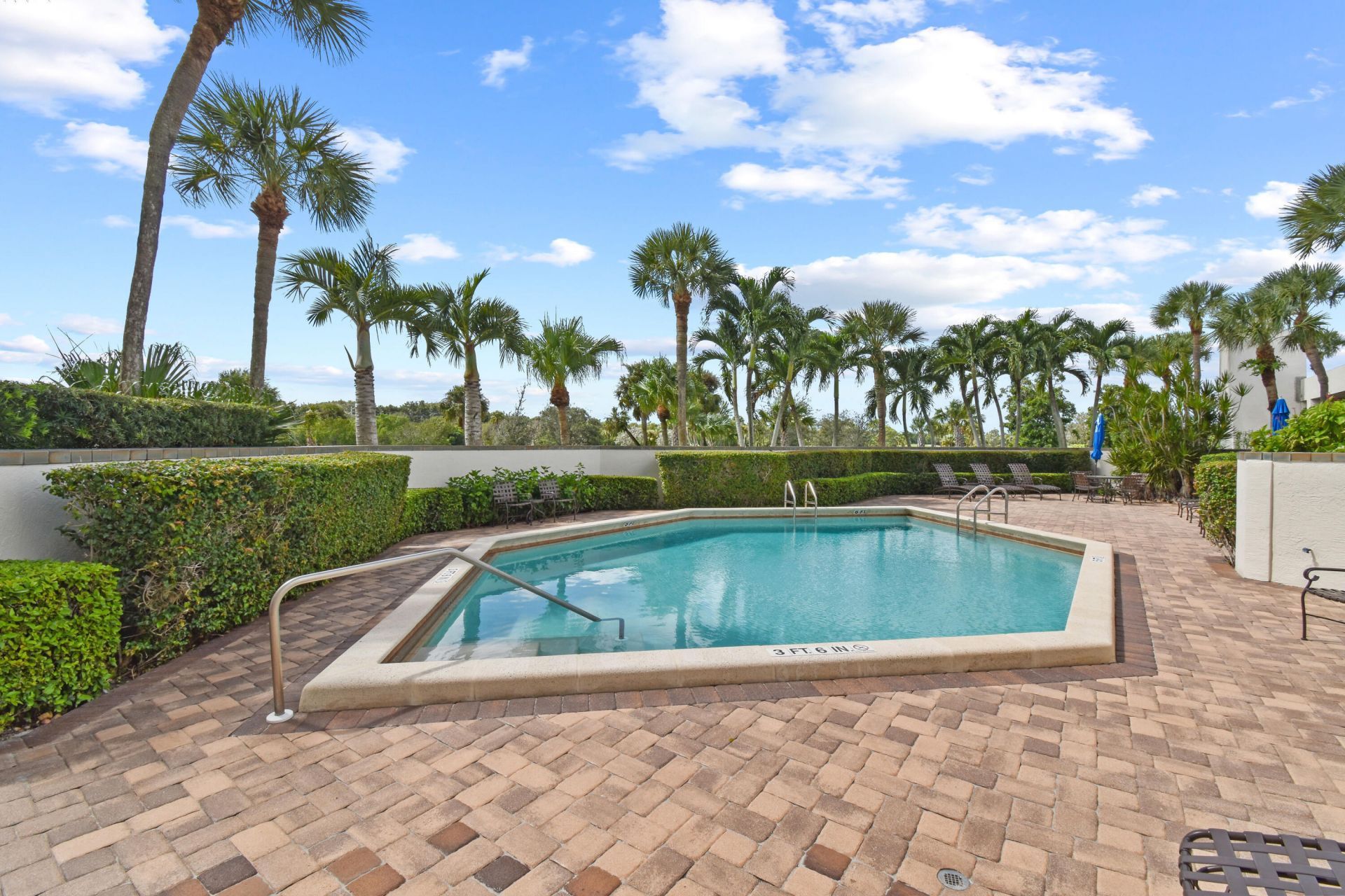 3322 Casseekey Island Road, Unit 302, Jupiter, FL 33477 Photo