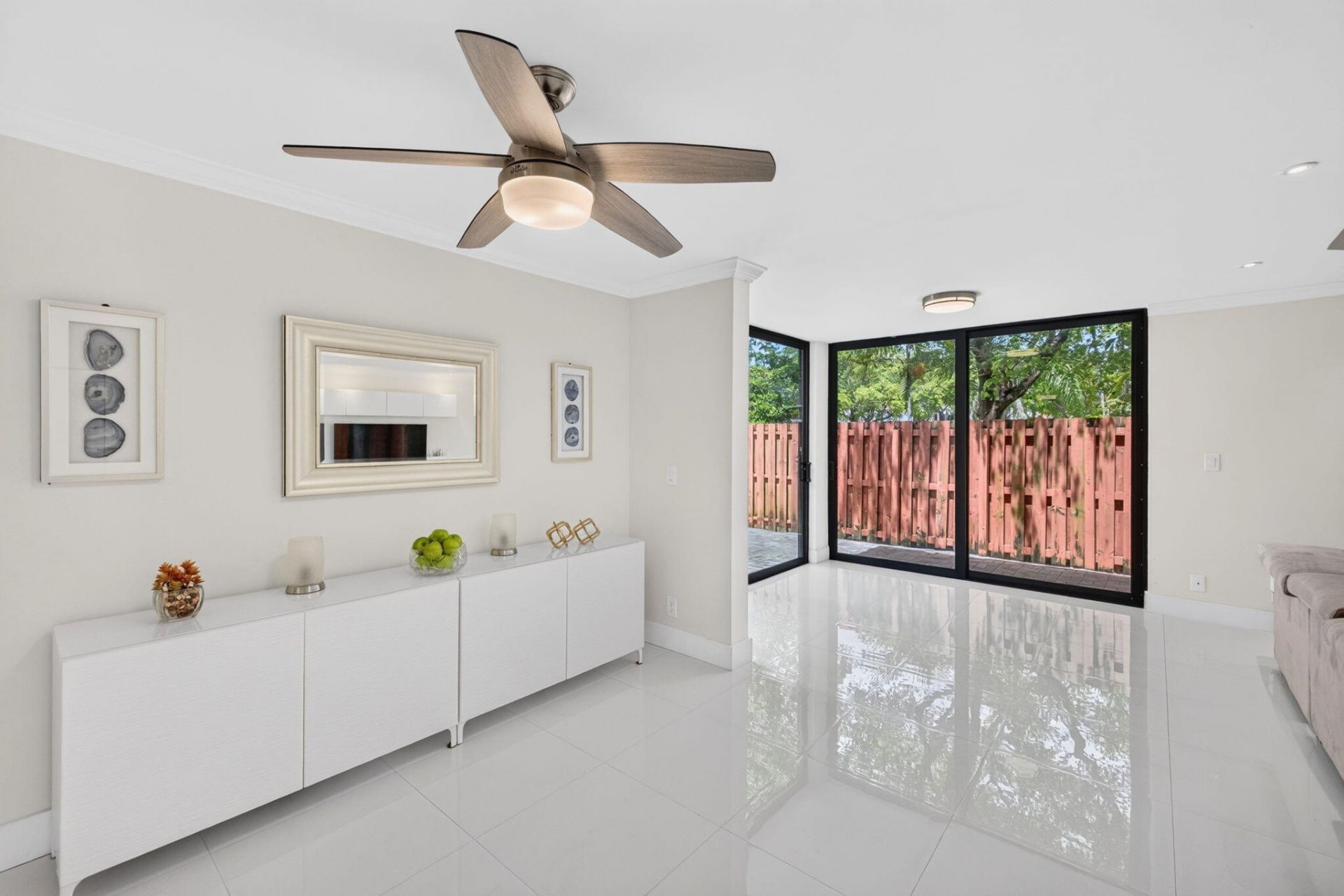 343 Ives Dairy Road, Unit 343-06, Miami, FL 33179 Photo