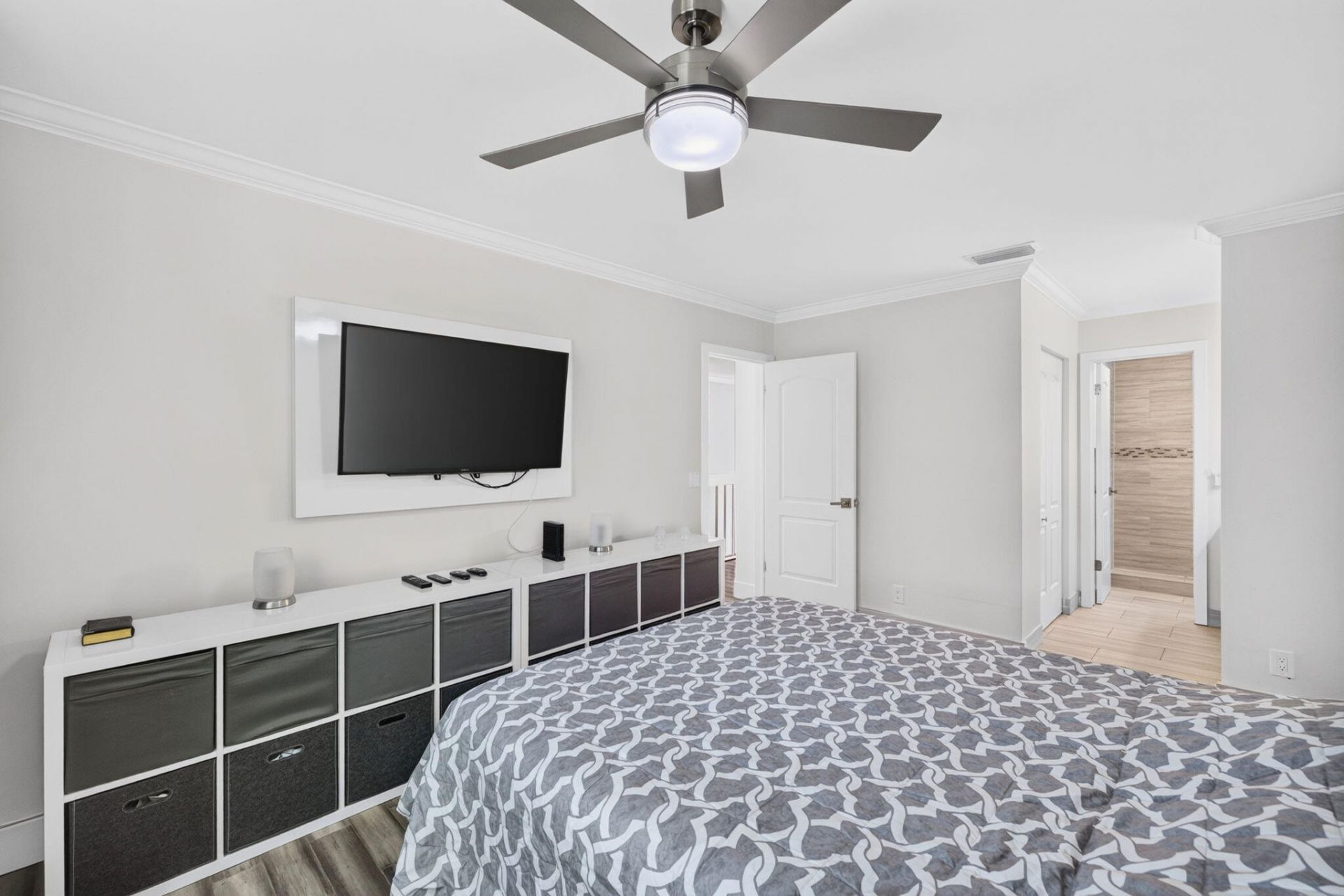 343 Ives Dairy Road, Unit 343-06, Miami, FL 33179 Photo