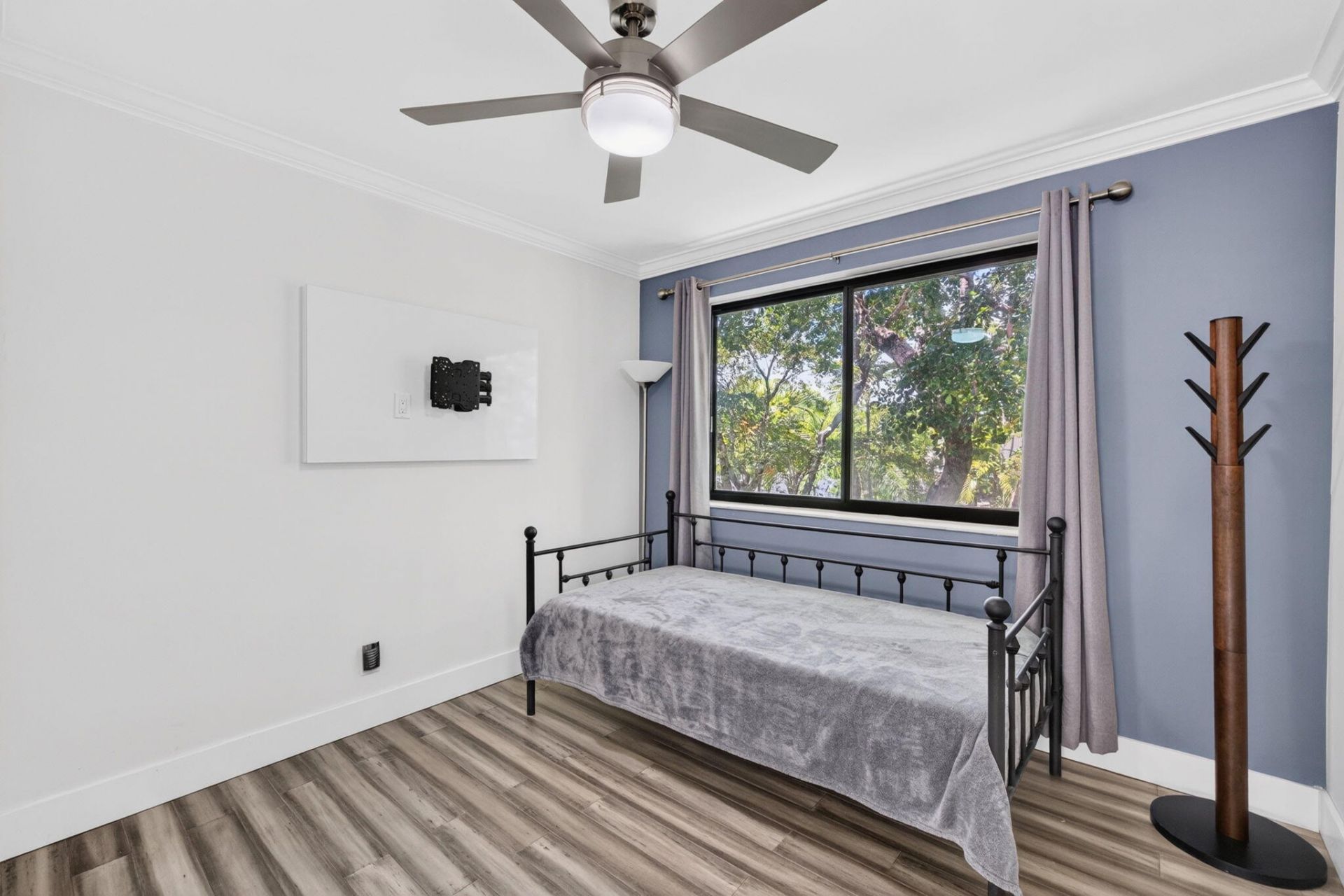343 Ives Dairy Road, Unit 343-06, Miami, FL 33179 Photo