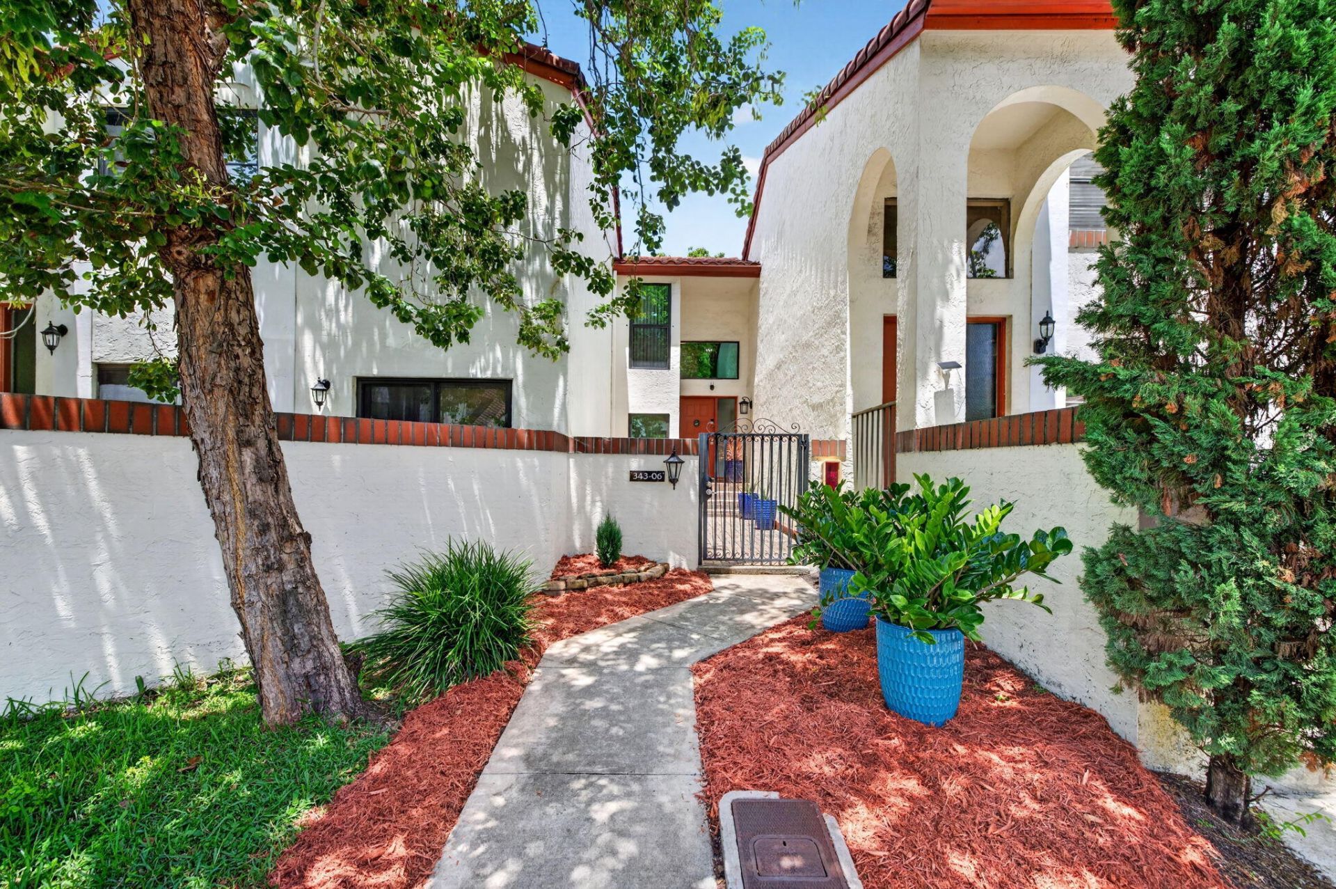 343 Ives Dairy Road, Unit 343-06, Miami, FL 33179 Photo