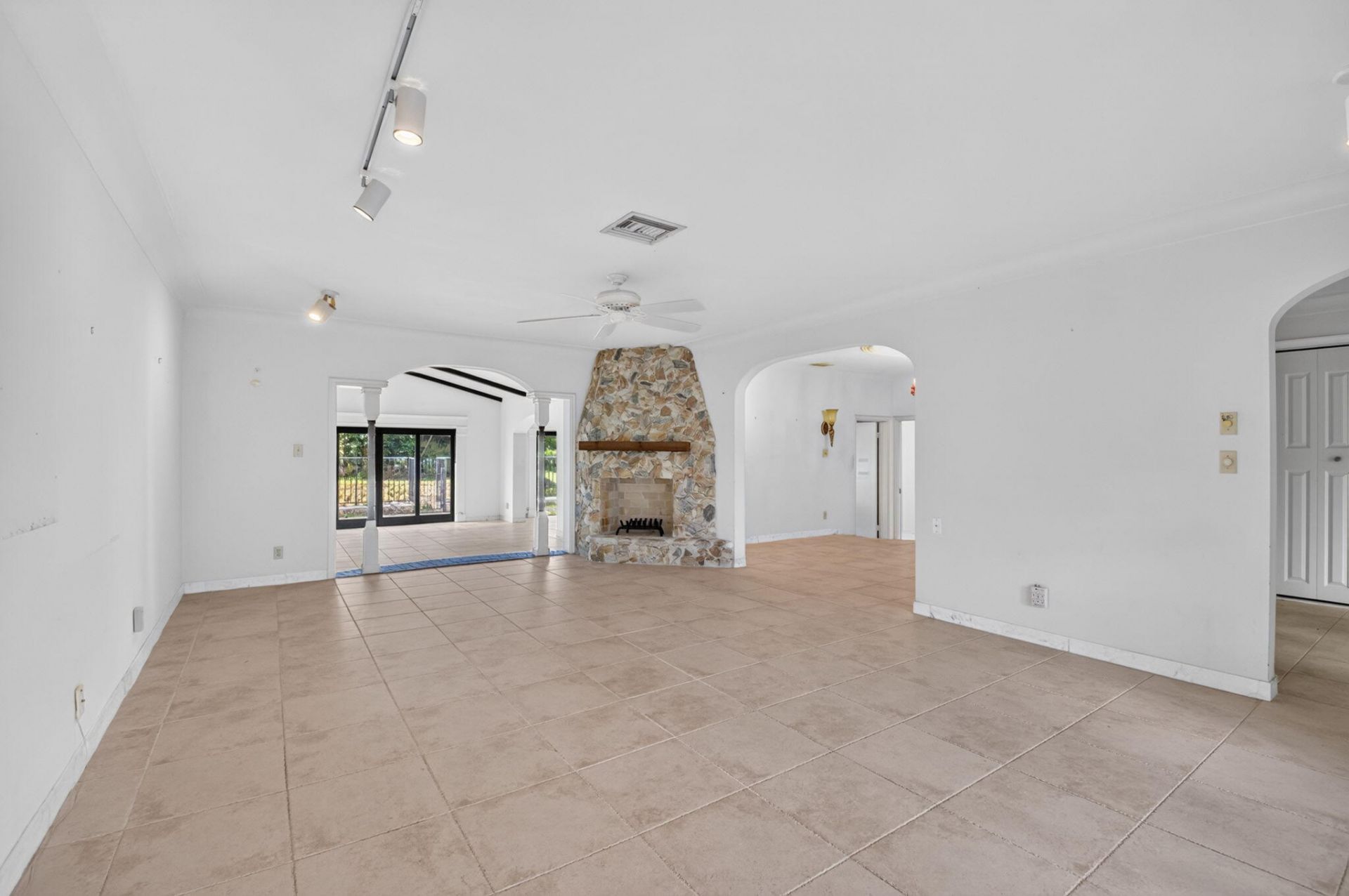 5688 Wind Drift Lane, Boca Raton, FL 33433 Photo