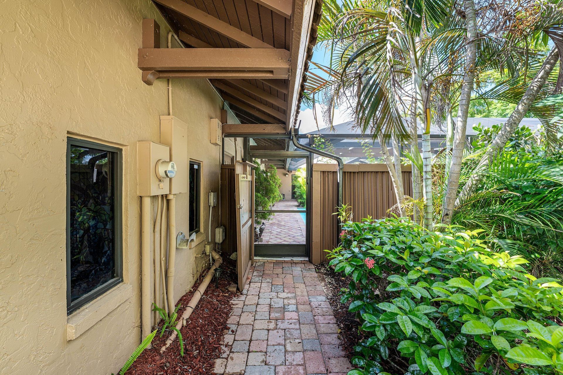 6582 Patio Lane, Boca Raton, FL 33433 Photo