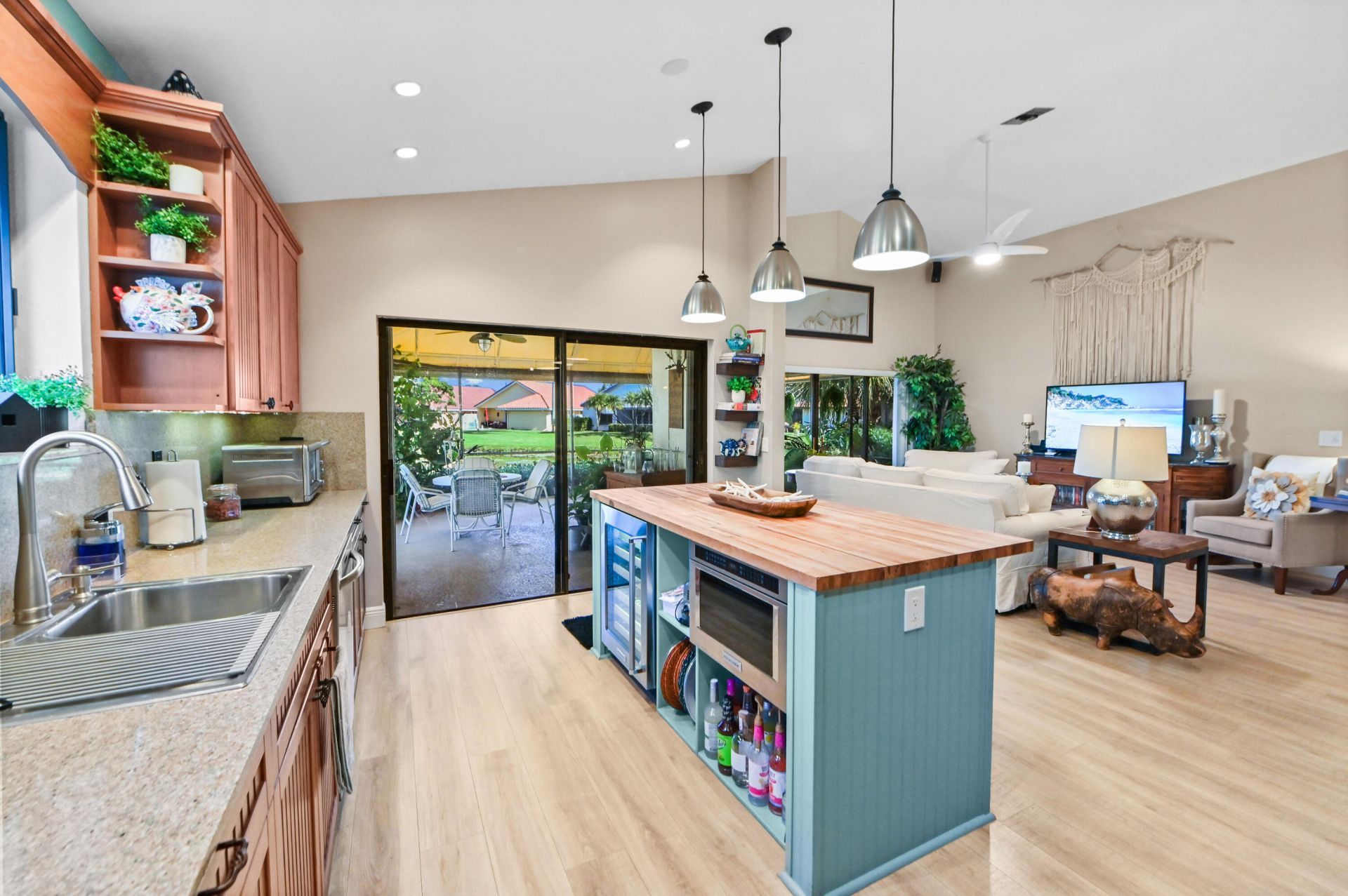 108 Executive Circle, Boynton Beach, FL 33436 Photo
