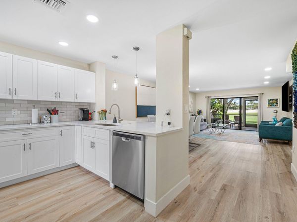 17 Southport Lane, Unit E, Boynton Beach, FL 33436