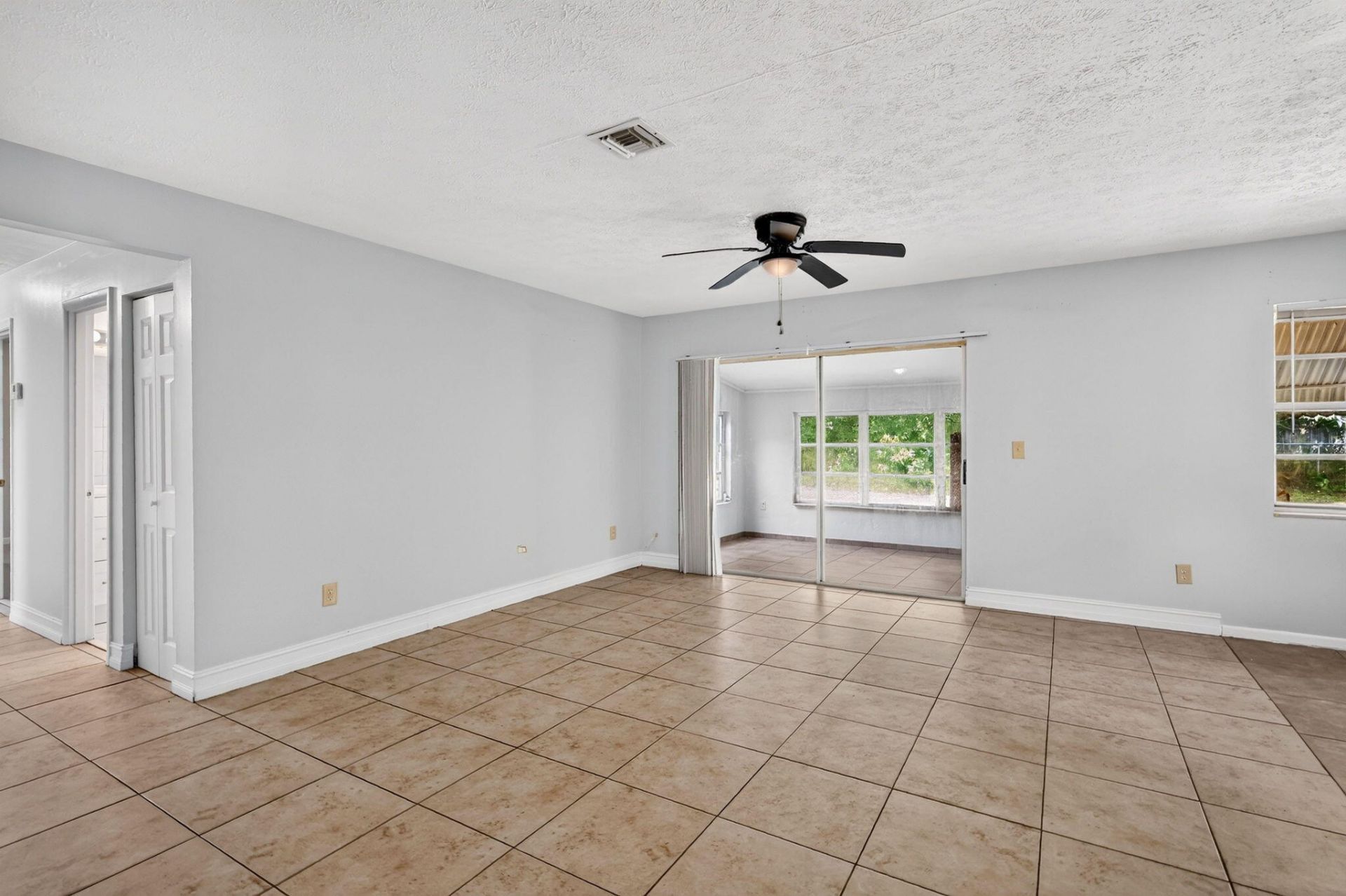 1650 SE Memorial Street, Port Saint Lucie, FL 34983 Photo