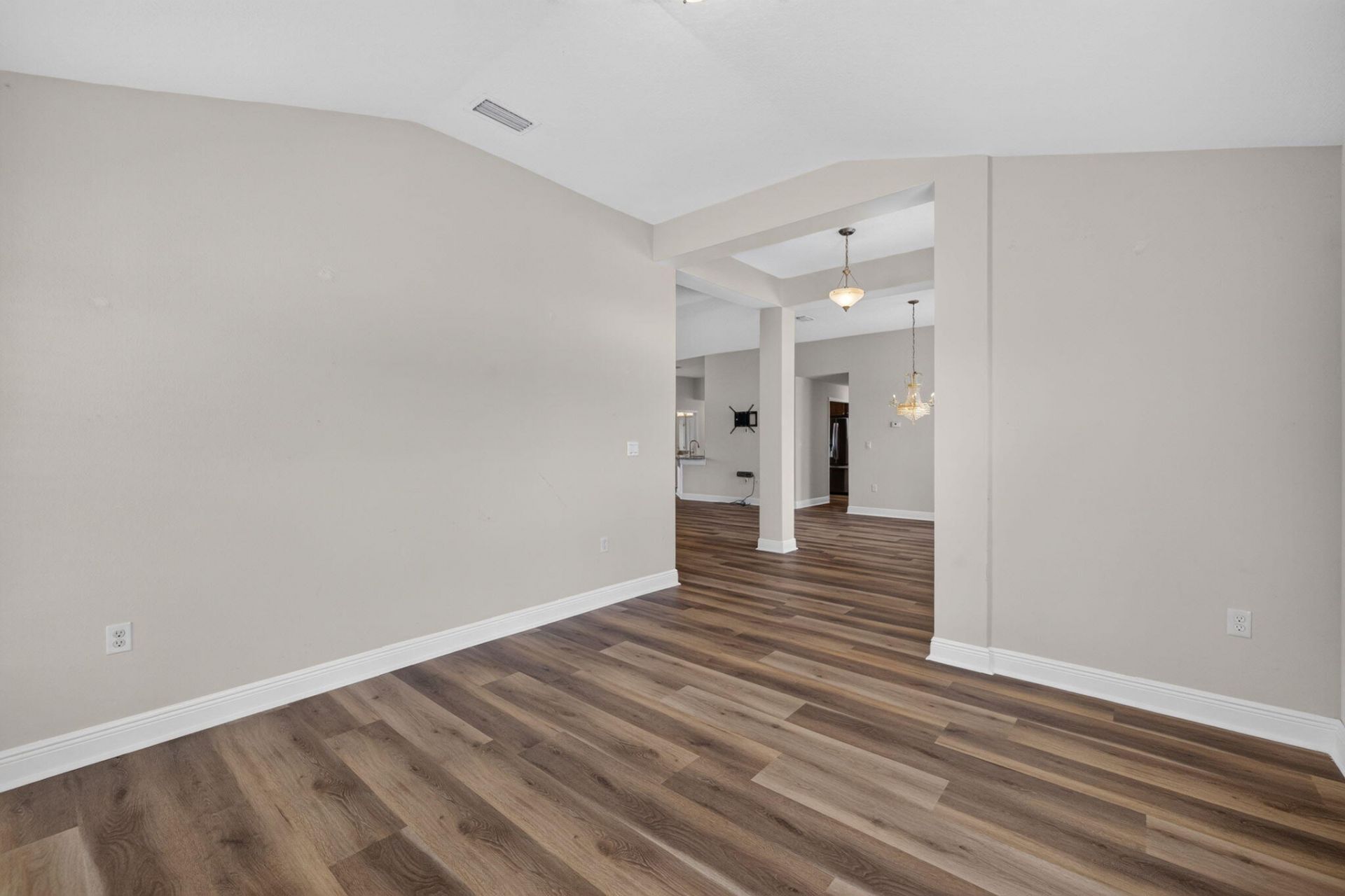 5852 NW Ethel Court, Port Saint Lucie, FL 34986 Photo