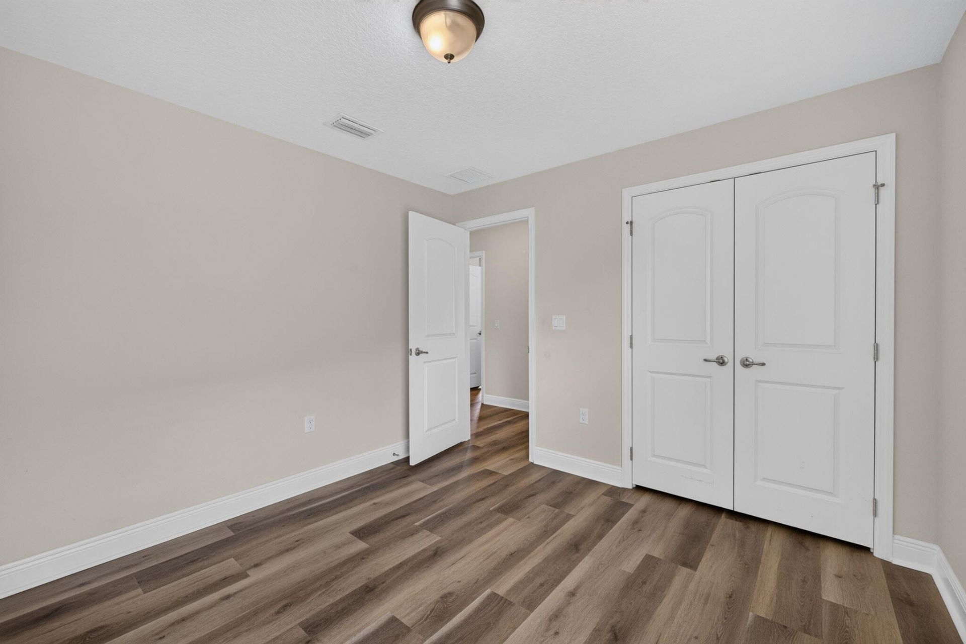5852 NW Ethel Court, Port Saint Lucie, FL 34986 Photo