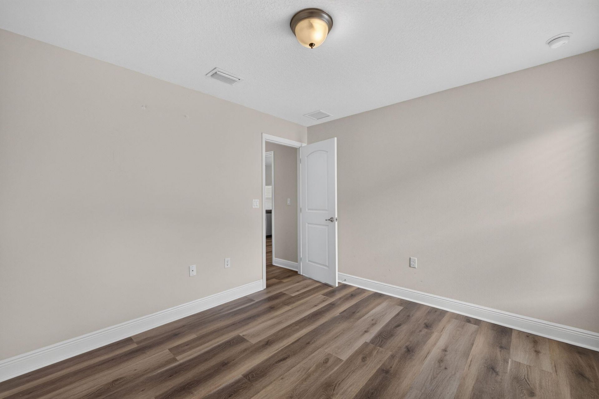 5852 NW Ethel Court, Port Saint Lucie, FL 34986 Photo