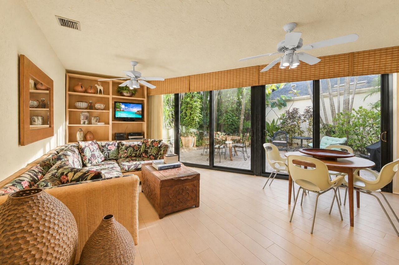 701 NW 25th Avenue, Delray Beach, FL 33445 Photo