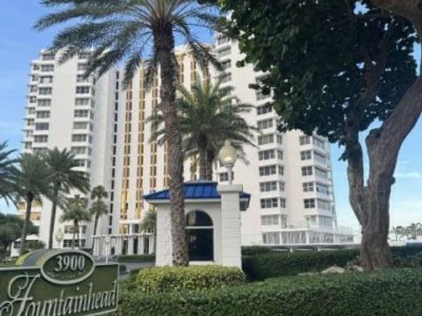 3900 N Ocean Drive, Unit 4B, Lauderdale-By-The-Sea, FL 33308