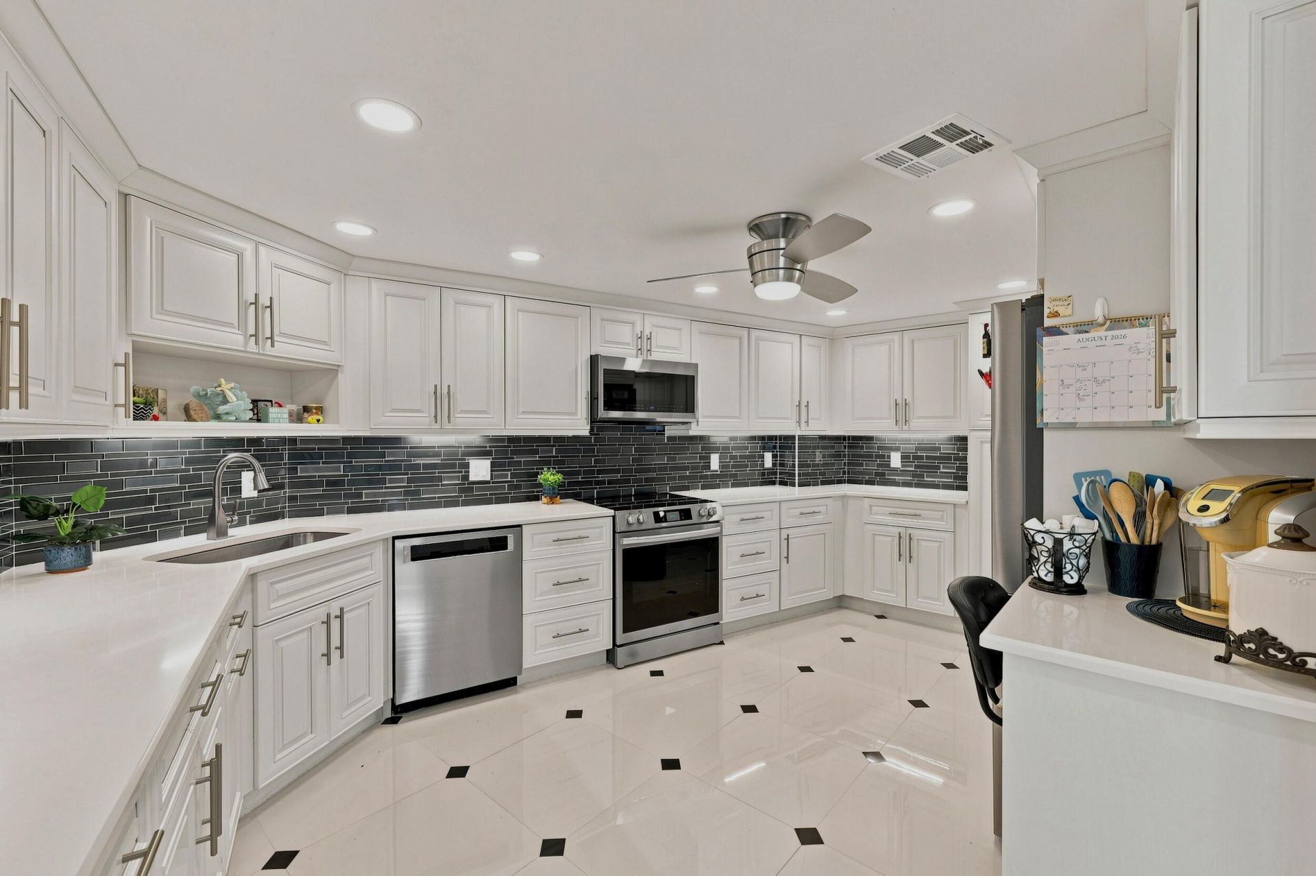 3900 N Ocean Drive, Unit 4B, Lauderdale by the Sea, FL 33308 Photo