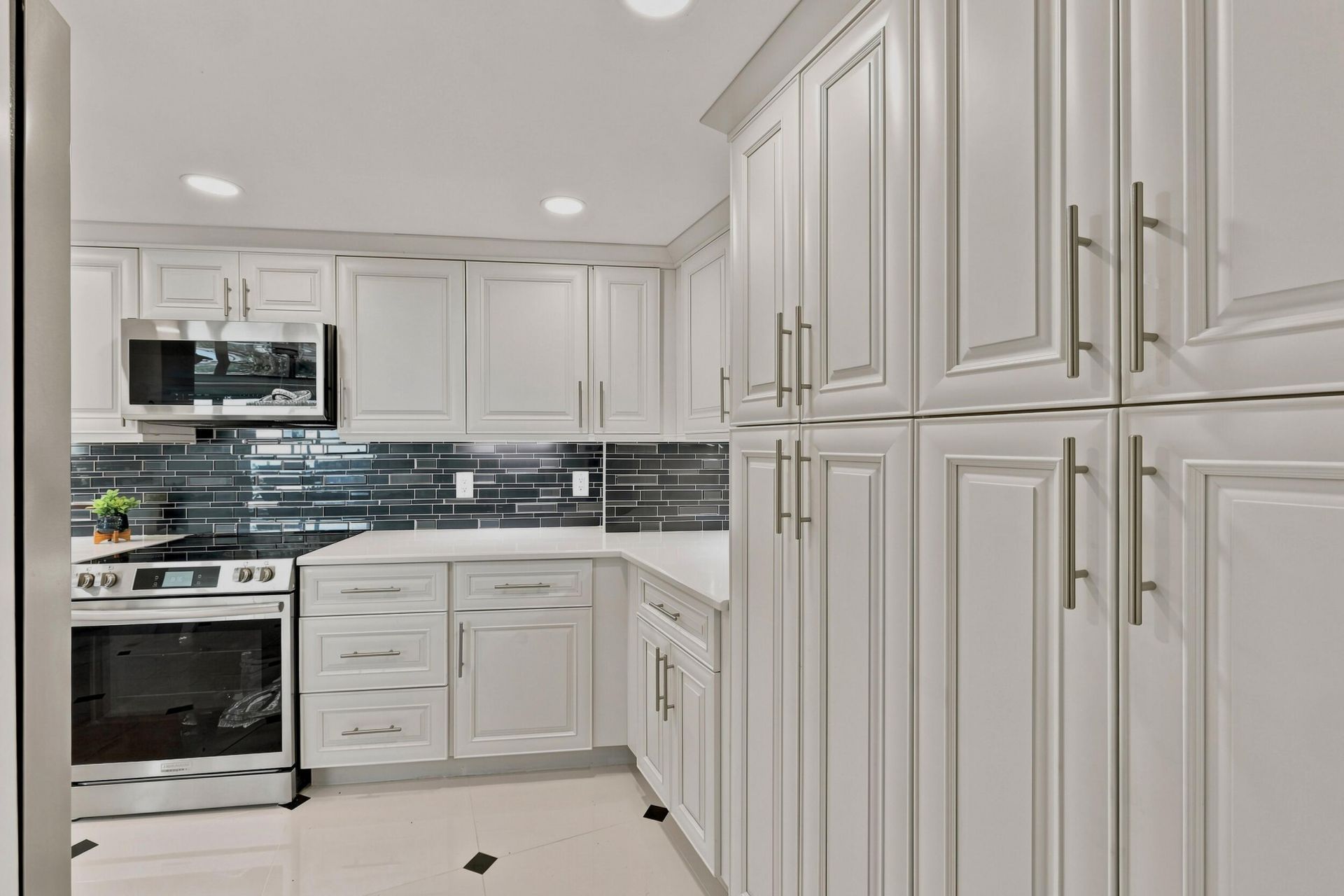 3900 N Ocean Drive, Unit 4B, Lauderdale by the Sea, FL 33308 Photo