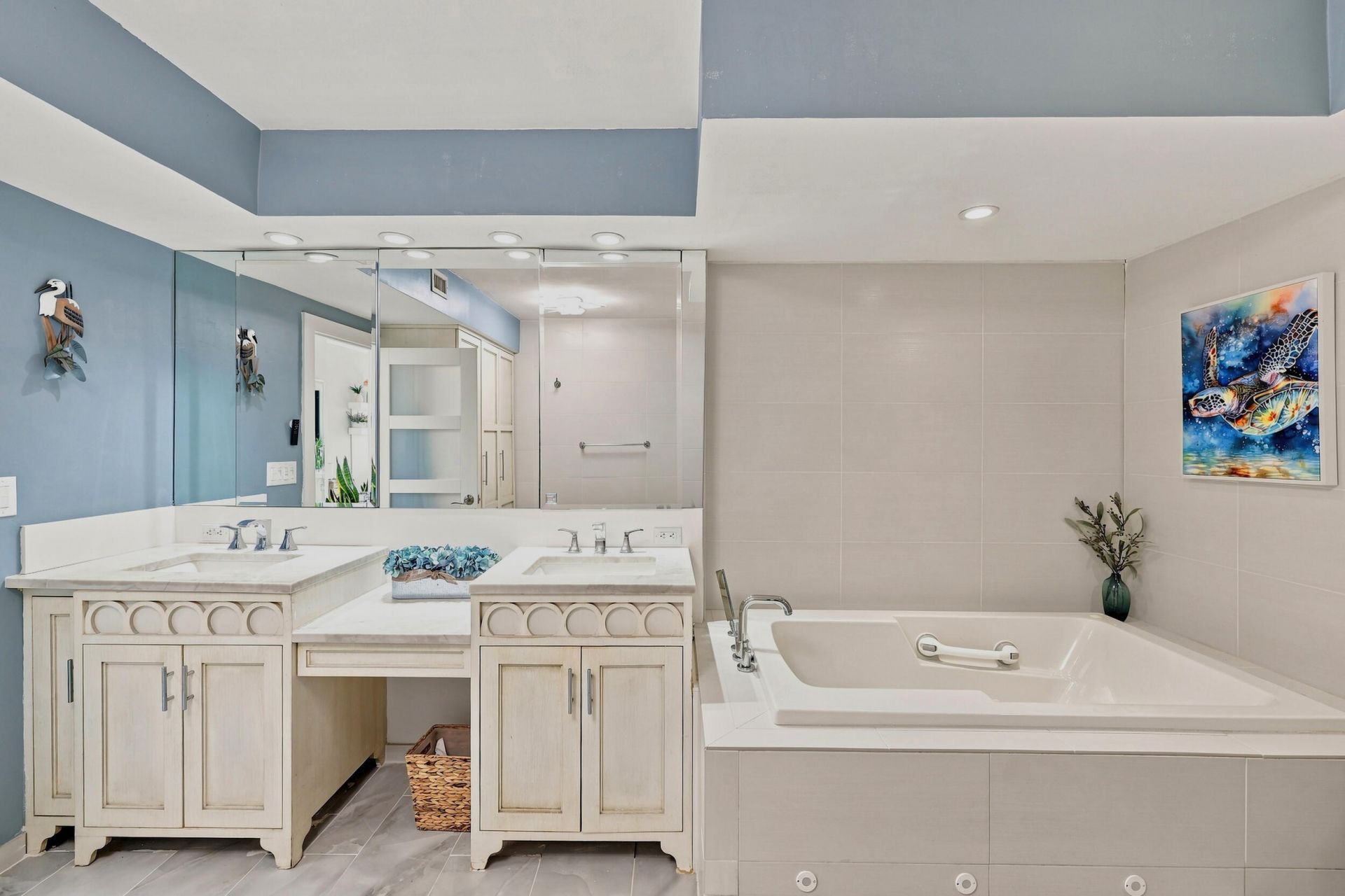 3900 N Ocean Drive, Unit 4B, Lauderdale by the Sea, FL 33308 Photo