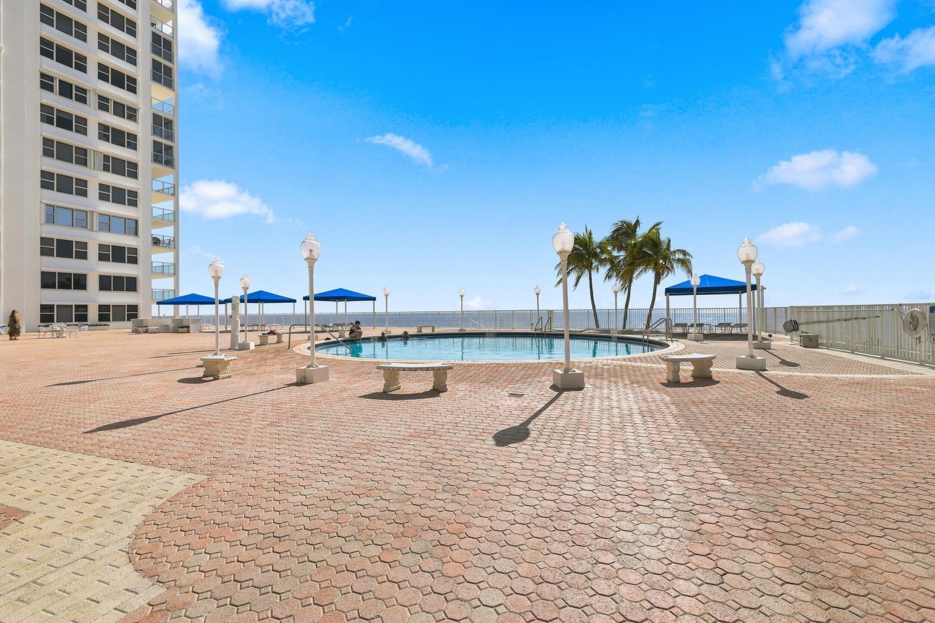 3900 N Ocean Drive, Unit 4B, Lauderdale by the Sea, FL 33308 Photo