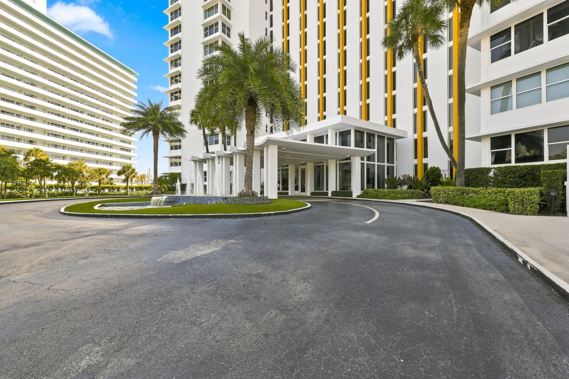 3900 N Ocean Drive, Unit 4B, Lauderdale by the Sea, FL 33308 Photo
