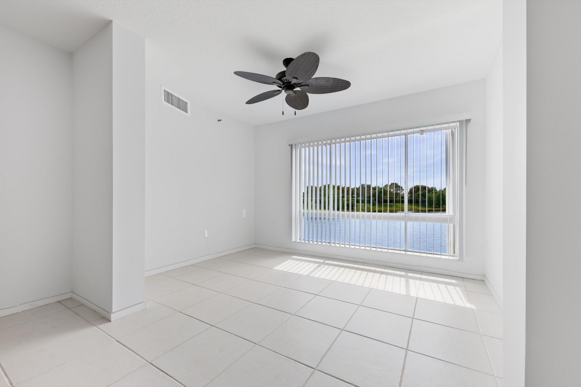 5842 Crystal Shores Drive, Unit 205, Boynton Beach, FL 33437 Photo