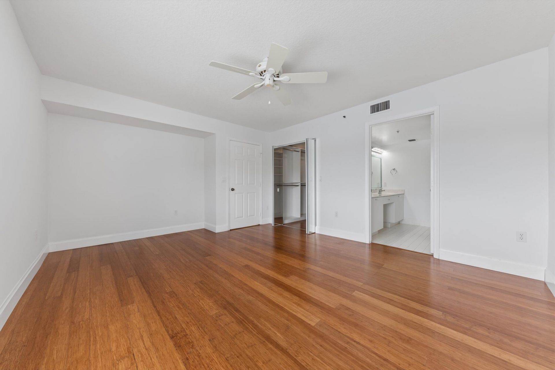5842 Crystal Shores Drive, Unit 205, Boynton Beach, FL 33437 Photo