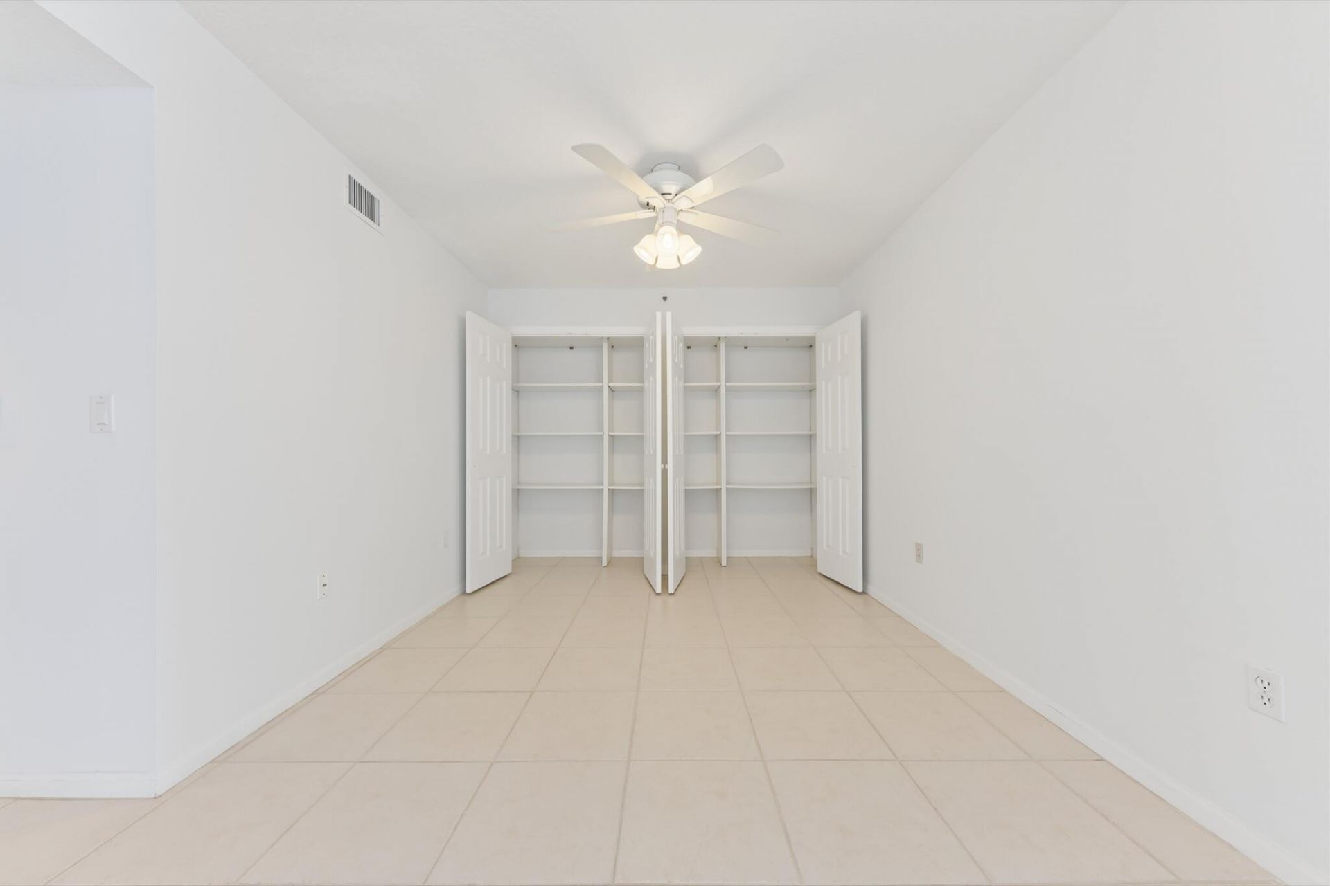 5842 Crystal Shores Drive, Unit 205, Boynton Beach, FL 33437 Photo