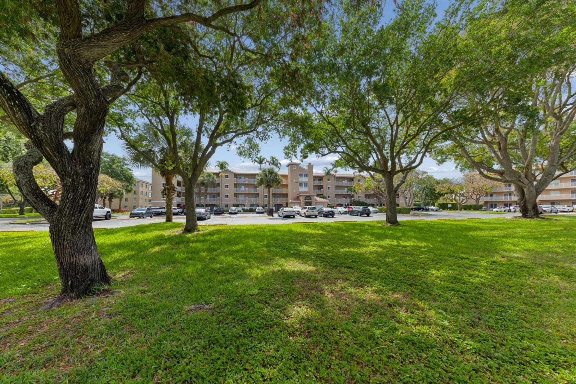 5842 Crystal Shores Drive, Unit 205, Boynton Beach, FL 33437 Photo