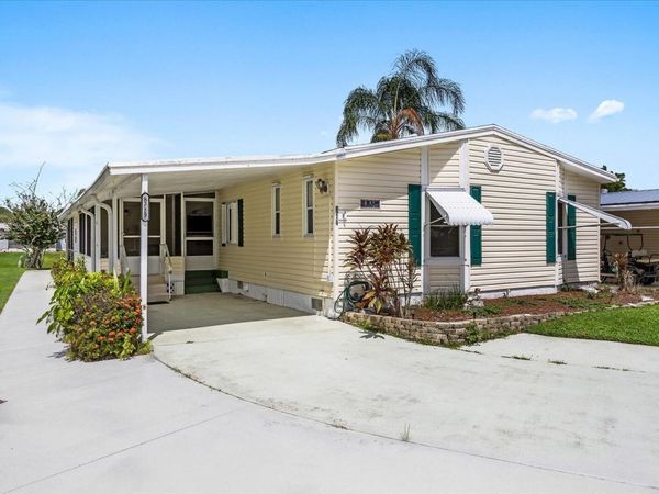 8219 Cinnamon Lane, Port St. Lucie, FL 34952